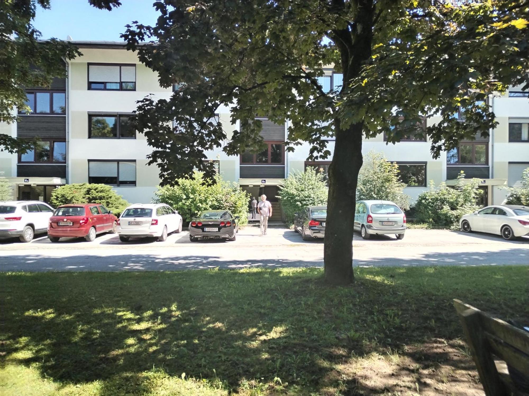Waldeslust Warmbad Mit Balkon Und Privatem Parkplatz Apartment Villach Exterior photo