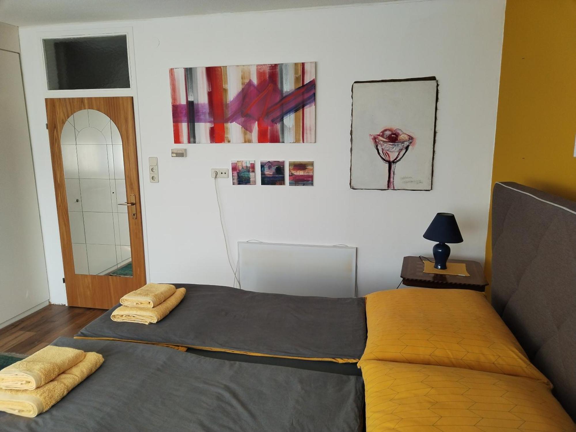 Waldeslust Warmbad Mit Balkon Und Privatem Parkplatz Apartment Villach Exterior photo